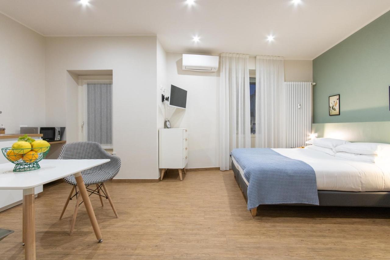 Aqualago Casa Vacanze Apartment E Verbania Ngoại thất bức ảnh
